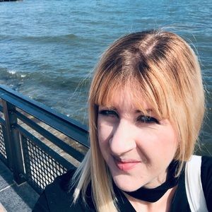 Meet your Posher, Allison